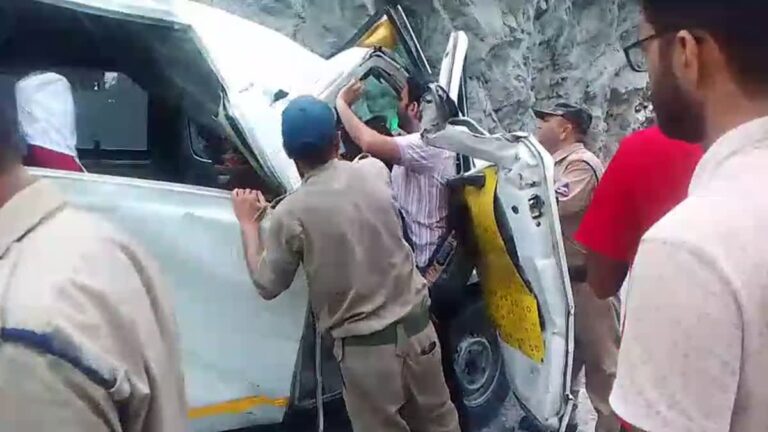 Uttarakhand news 7 chamoli-landslide-tempo-traveller-accident
