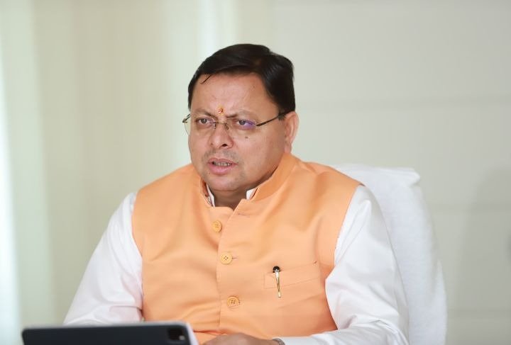 “धामी कैबिनेट की बड़ी बैठक : जानिए अग्निवीर आरक्षण से धर्मांतरण तक 26 बड़े फैसले”