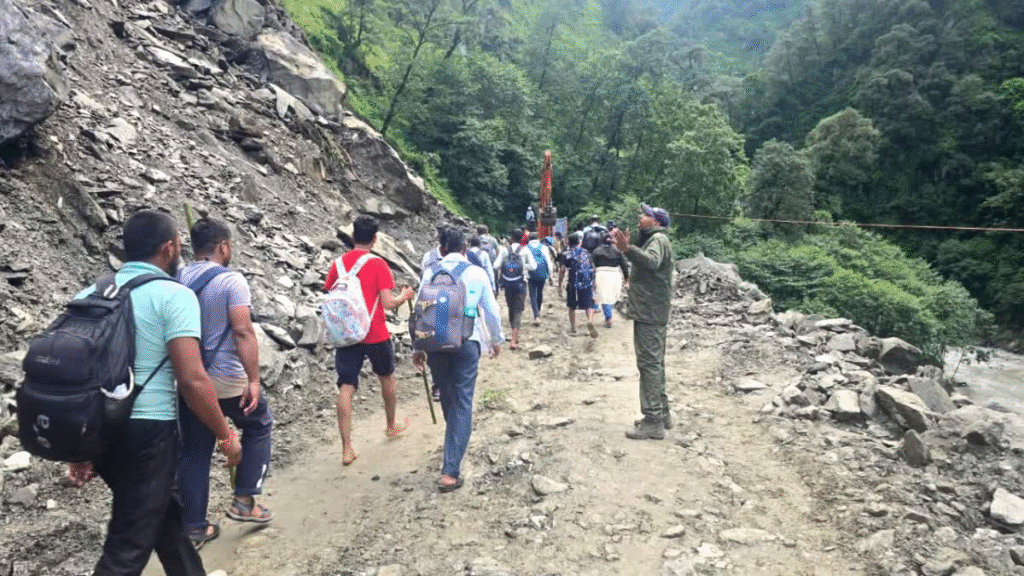 Kedarnath Yatra Resumes After 3 days Halt