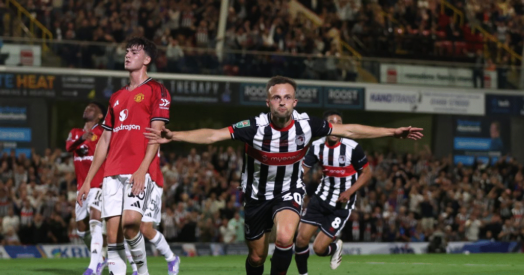 Grimsby Town vs Manchester United : First-Half Shock