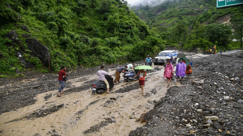 Uttarakhand Broken roads by flood