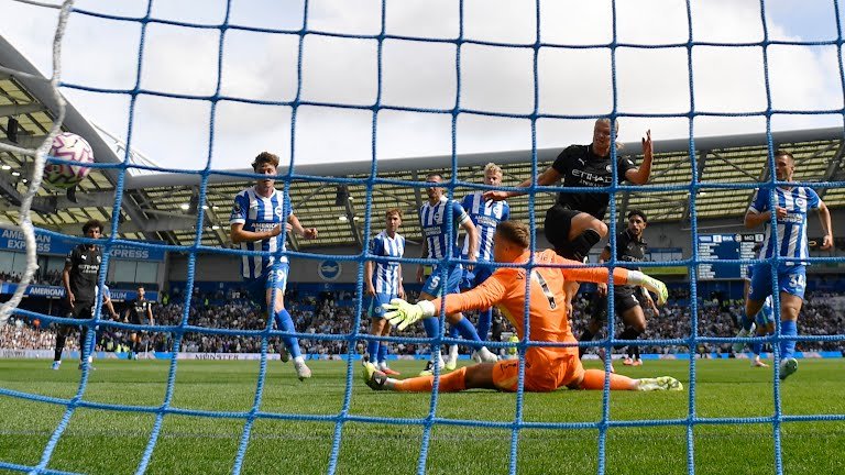 Brighton vs Man city : halland scores
