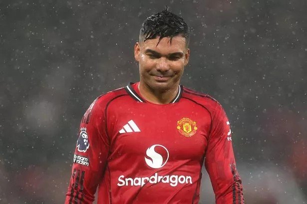 Casemiro Red card