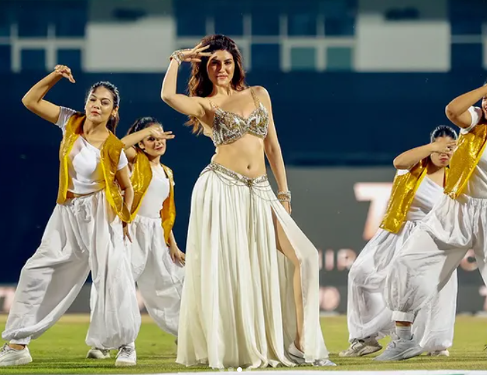 UPL S2 рдХреА рдзрдорд╛рдХреЗрджрд╛рд░ рд╢реБрд░реБрдЖрдд: рдкрд┐рдереМрд░рд╛рдЧрдврд╝ рдФрд░ рдЯрд┐рд╣рд░реА рдиреЗ рдореИрджрд╛рди рдкрд░ рдЬреАрдд рд╕реЗ рдордЪрд╛рдпрд╛ рддрд╣рд▓рдХрд╛ ! рджреЗрдЦрд┐рдП рдкреВрд░реА рд░рд┐рдкреЛрд░реНрдЯ... 9 Elnaaz Norouzi UPL S2