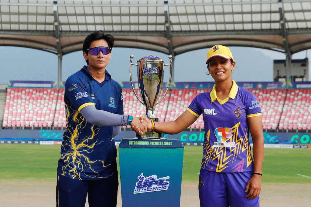 UPL S2 рдХреА рдзрдорд╛рдХреЗрджрд╛рд░ рд╢реБрд░реБрдЖрдд: рдкрд┐рдереМрд░рд╛рдЧрдврд╝ рдФрд░ рдЯрд┐рд╣рд░реА рдиреЗ рдореИрджрд╛рди рдкрд░ рдЬреАрдд рд╕реЗ рдордЪрд╛рдпрд╛ рддрд╣рд▓рдХрд╛ ! рджреЗрдЦрд┐рдП рдкреВрд░реА рд░рд┐рдкреЛрд░реНрдЯ... 3 UPL S2 : Pithoragarh vs Mussoorie