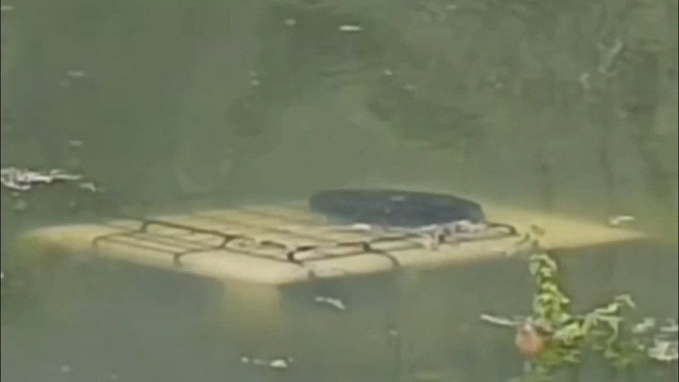 Vehicle drowning in Taggad Naala Almora