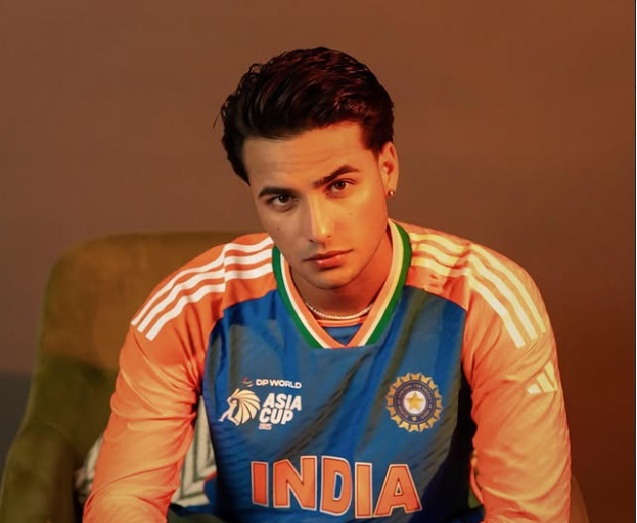 Abhishek Sharma: The Remarkable Rise of India's #1 T20 Star | Complete Biography 1 Abhishek Sharma Biography