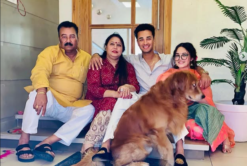 Abhishek Sharma: The Remarkable Rise of India's #1 T20 Star | Complete Biography 7 Abhishek Sharma Family